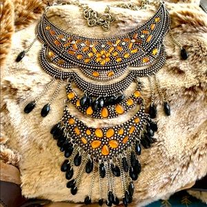 ✨Orange/silver/black jeweled necklace✨
